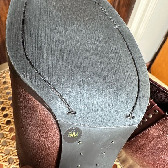 Booties - Picture 4 of 5